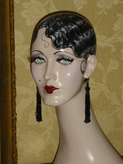 Art Deco mannequin head 