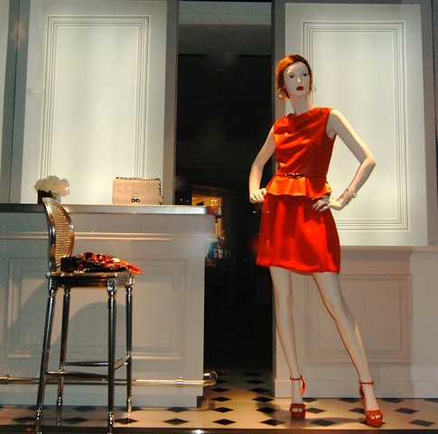What the French can teach American retailers about Window Displays