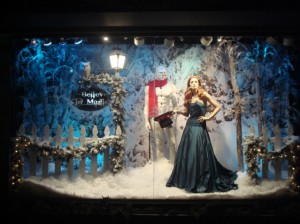 Holiday Window Display by Keith Dillion