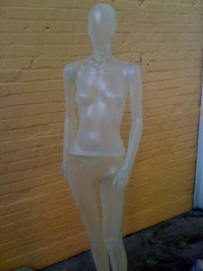 new mannequin trends