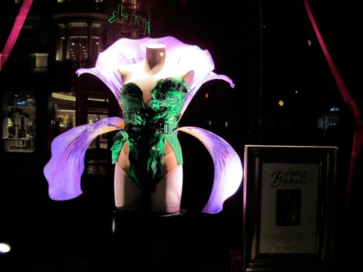 Have Victoria Secret S Holiday Window Displays Lost Their Sex Appeal